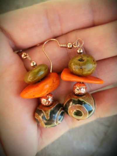 Tribal eyed agate, turquoise howlite and pyrite earrings - Image 6