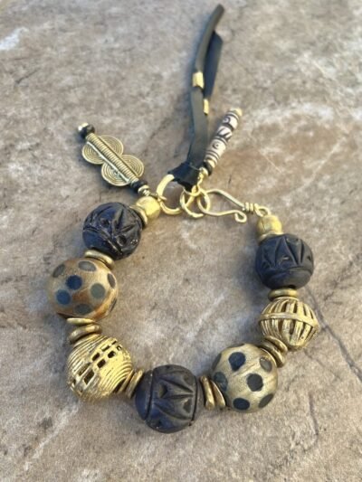 Tribal Bracelet Ethnic Clay, African Brass and Carved Horn Beads - Image 6