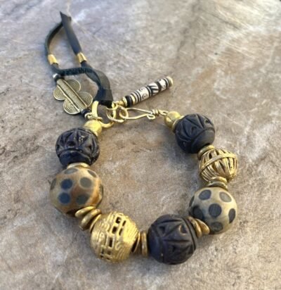 Tribal Bracelet Ethnic Clay, African Brass and Carved Horn Beads - Image 4