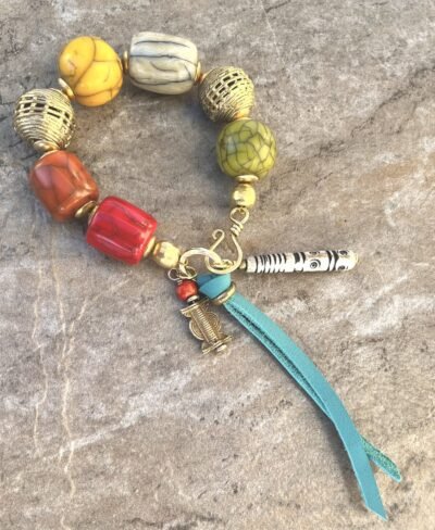 Bohemian Bracelet Antique Crackled Resin and African Brass Beads - Image 3