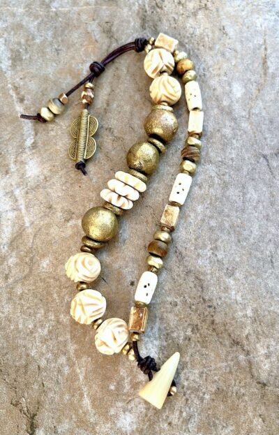 Tribal Chic Bracelet African Carved Buffalo Bone and Ethnic Brass Beads - Image 6