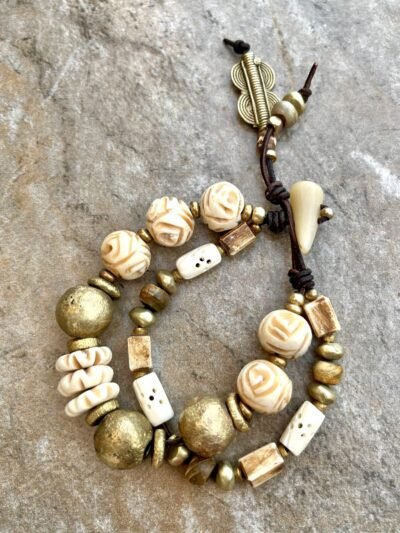 Tribal Chic Bracelet African Carved Buffalo Bone and Ethnic Brass Beads - Image 7