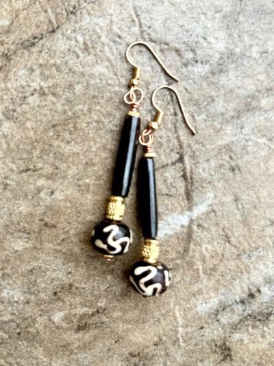 Tribal Boho Earrings African Batik Bone and Brass Beads - Image 6