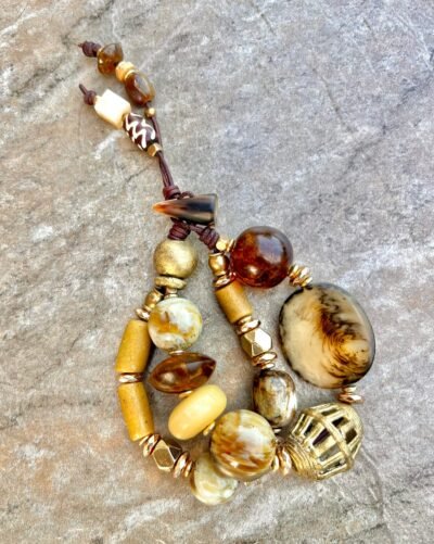 Bohemian Chic Bracelet Vintage Resin and African Tribal Beads - Image 9