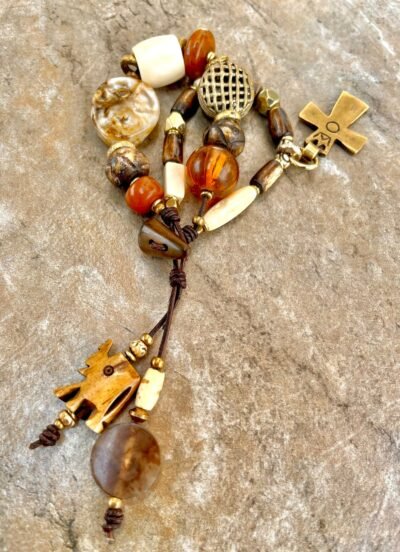 Boho Bracelet African Tribal Beads, Copal and Vintage Resin - Image 4
