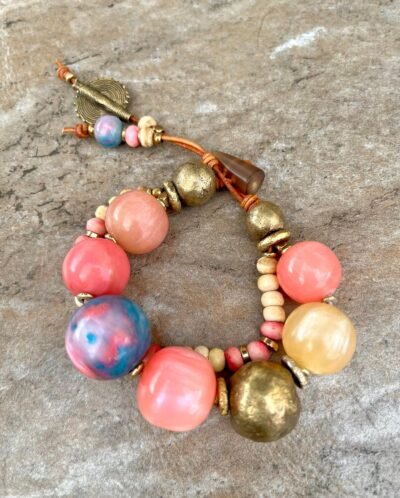 Boho Bracelet Vintage Resin and African Tribal Beads - Image 7