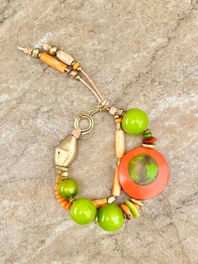 Art Deco Colorful Vintage Resin Bracelet - Image 4