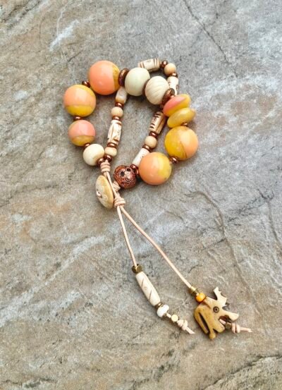Vintage Art Deco Resin Bohemian Bracelet - Image 8