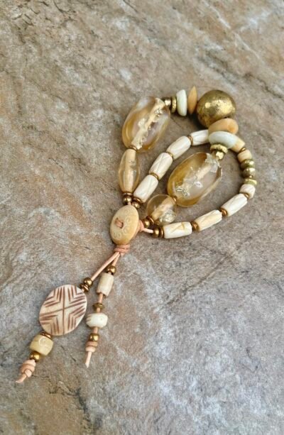 Fancy vintage resin boho bracelet - Image 9