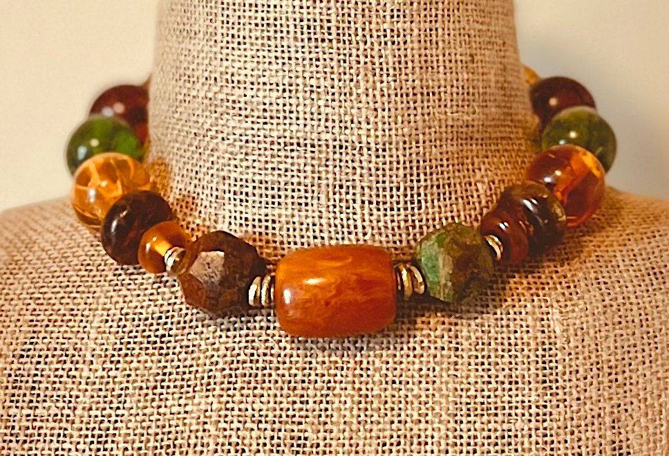 Fall Inspired Colorful Choker Necklace - Image 5