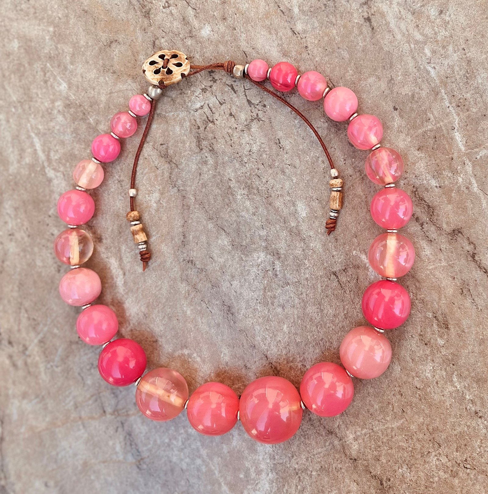Pink Art Deco Resin Necklace - Image 16