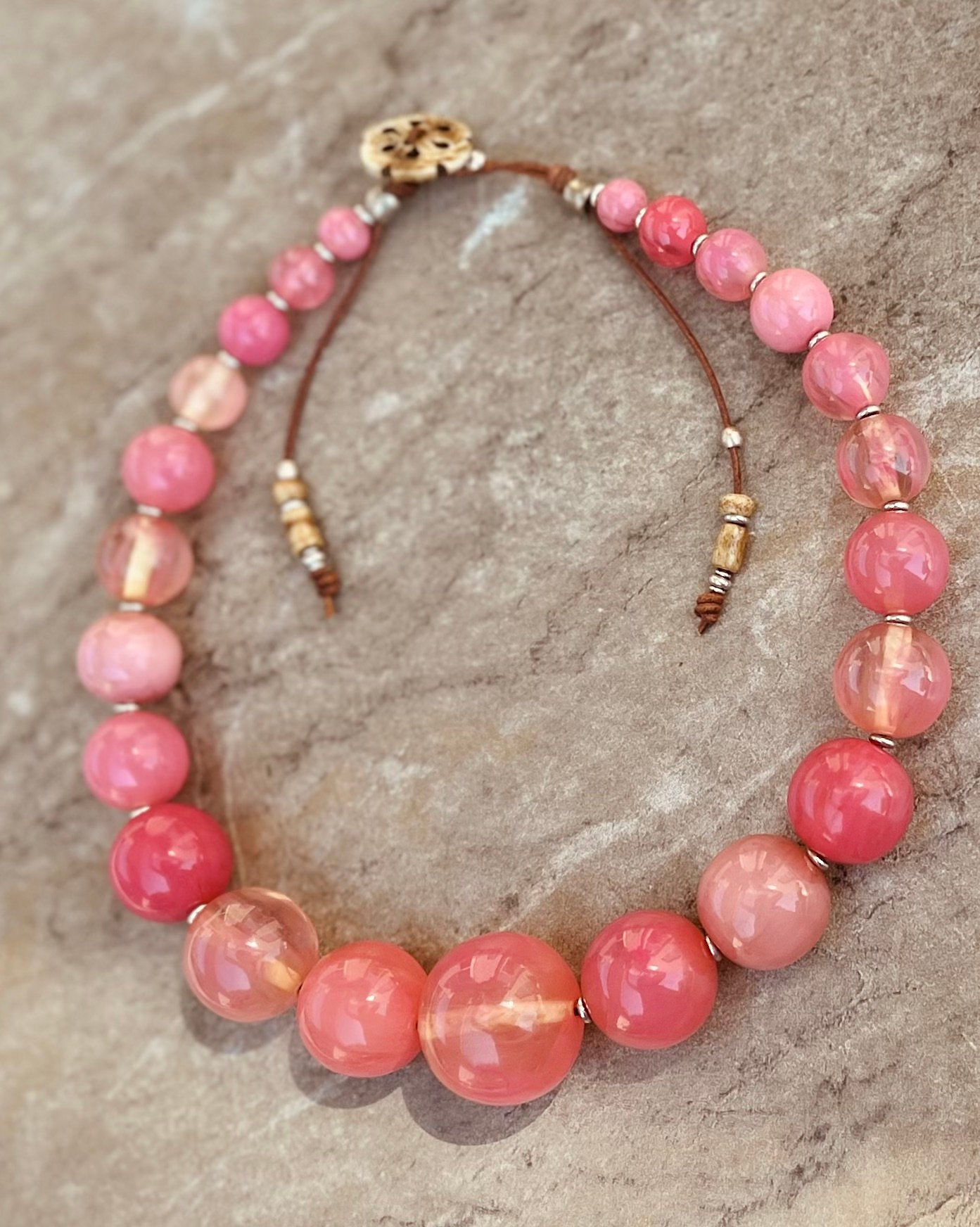 Pink Art Deco Resin Necklace - Image 13