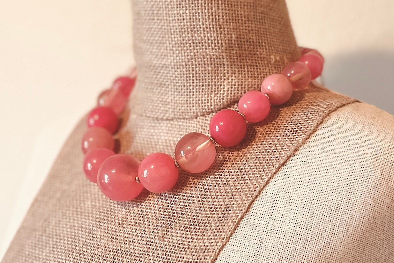 Pink Art Deco Resin Necklace - Image 6
